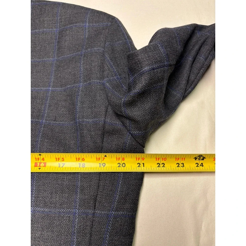 Jos. A. Bank Traveler Blazer Mens 40R Grey Blue Windowpane Plaid 100% Wool